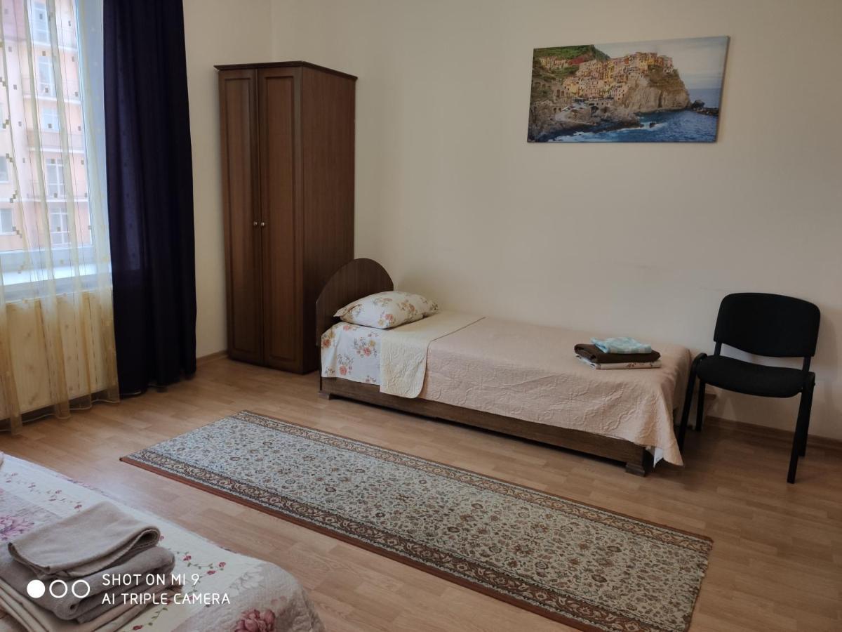 Apartments Domovik Просторная Квартира С Видом На Горы Мукачеве Екстериор снимка